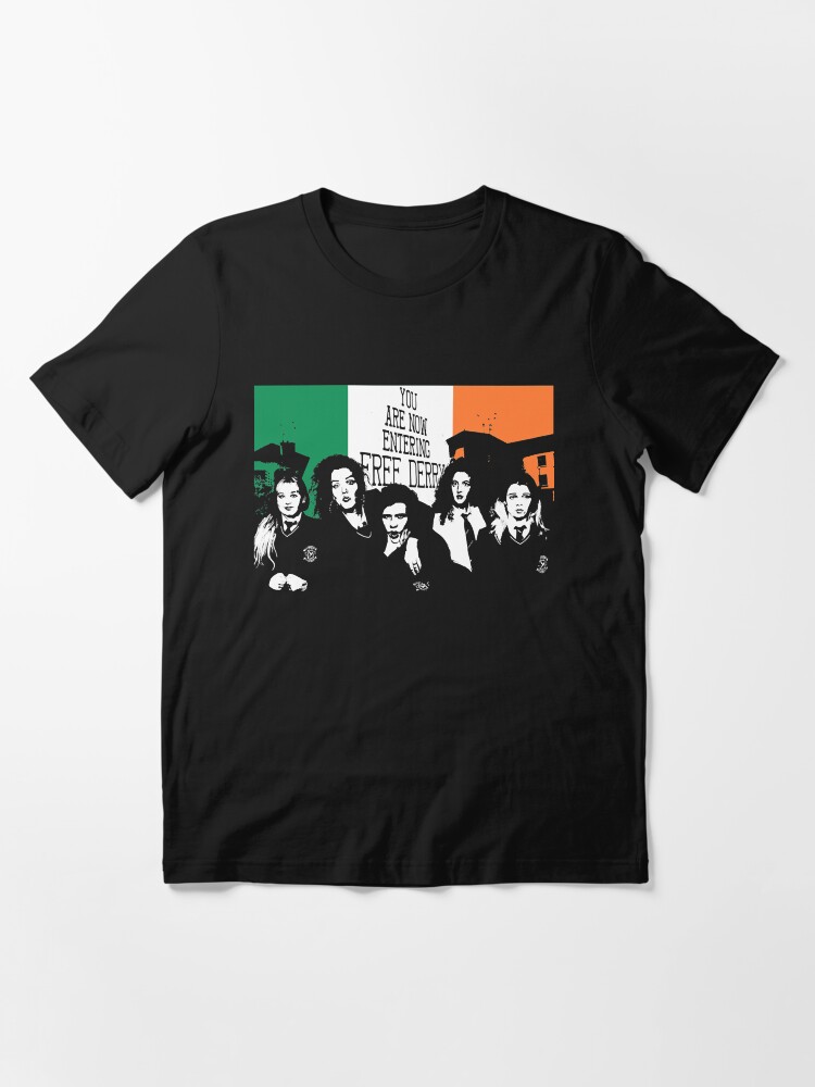 Imagen 3 de 7, Camiseta esencial con la obra Retro Vintage Hermosa modelo Derry Girls Music Vintage Retro, diseñada y vendida por LuuPhan.