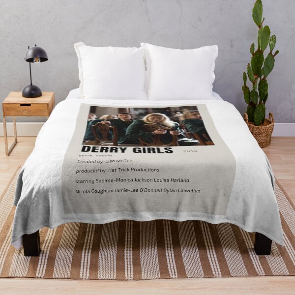 Item preview, Hombres Mujeres Hermosa modelo Derry Girls Fans divertidos designed and sold by LuuPhan.