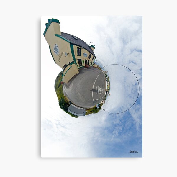 Biddy's House - the Crossroads Pub, Glencolmcille(Sky Out) Canvas Print