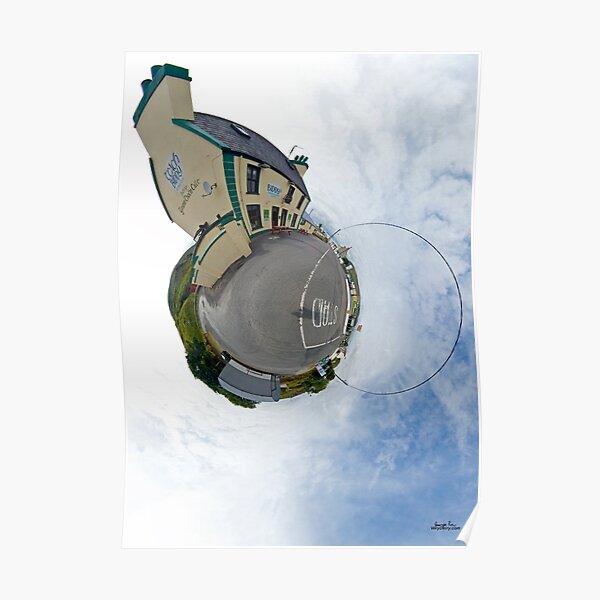 Biddy's House - the Crossroads Pub, Glencolmcille(Sky Out) Poster
