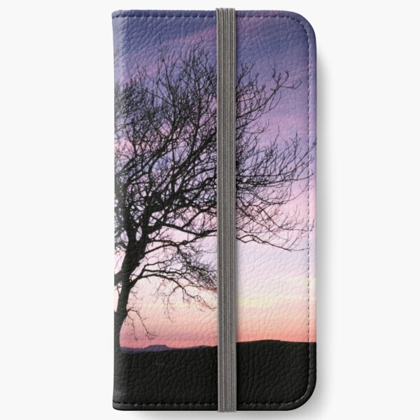 Two Trees embracing iPhone Wallet