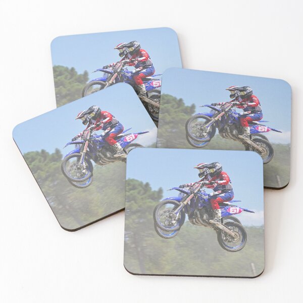 Aperçu de l'œuvre r3479 / finition 2022 : Beau Saut en Duo dans la Poussiéres au Moto-cross - st.Secondin 86 France - Okaio Créations Olavia-Olao créée et vendue par o.okaïo.