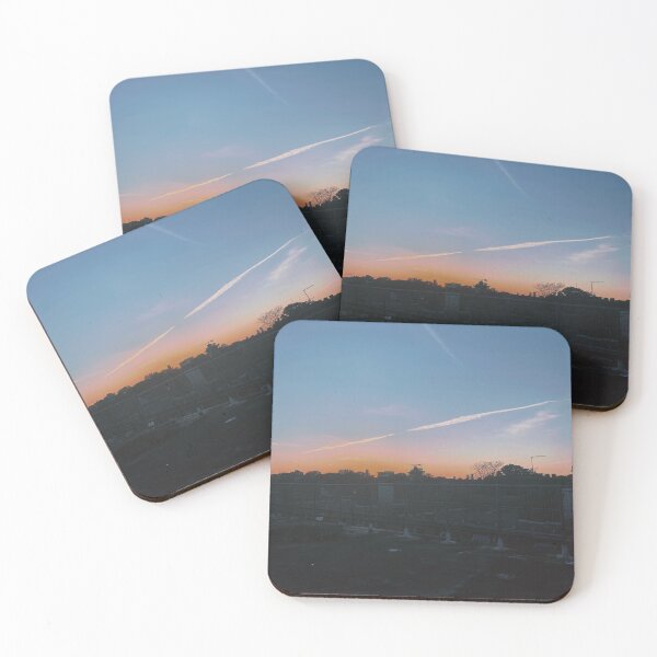 Artikelvorschau, Sonnenuntergang, Skyline, Hackney, London, Frühling, Reisefotografie entworfen und verkauft von Sunfleur-Studio.