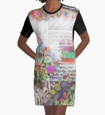 Tracy Porter / Poetic Wanderlust: Perfume Graphic T-Shirt Dress