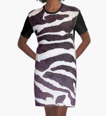 Tracy Porter / Poetic Wanderlust: Empress Graphic T-Shirt Dress