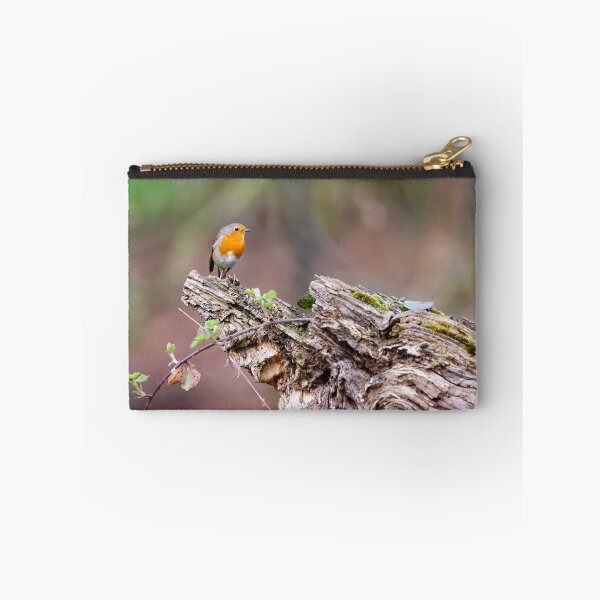 Item preview, Robin posing nicely on Log designed and sold by Chris Colclough.