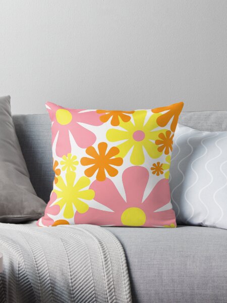 Aperçu de l'œuvre Rétro Années 60 Années 70 Fleurs Style Vintage Motif Floral Rose Jaune Orange Blanc créée et vendue par kierkegaard.