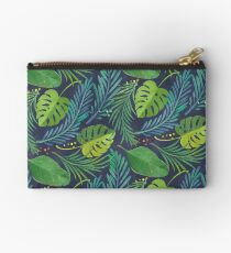 Regenwald Studio Clutch
