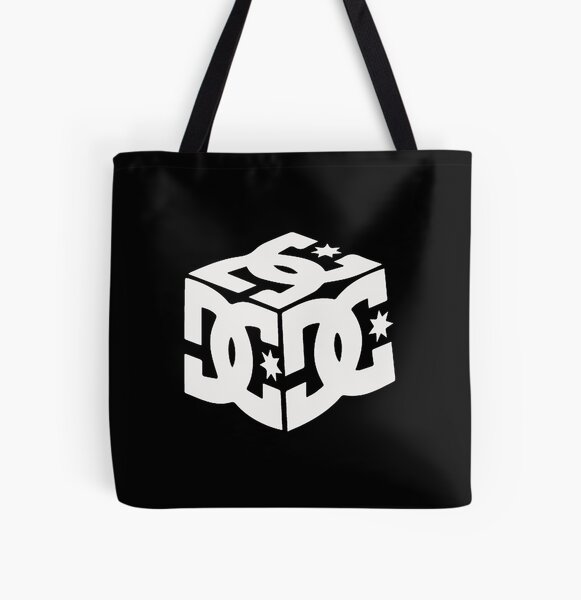 DC Shoes Pouch Bag or Hip Bag, Men's Fashion, Bags, Belt bags, Clutches and  Pouches on Carousell