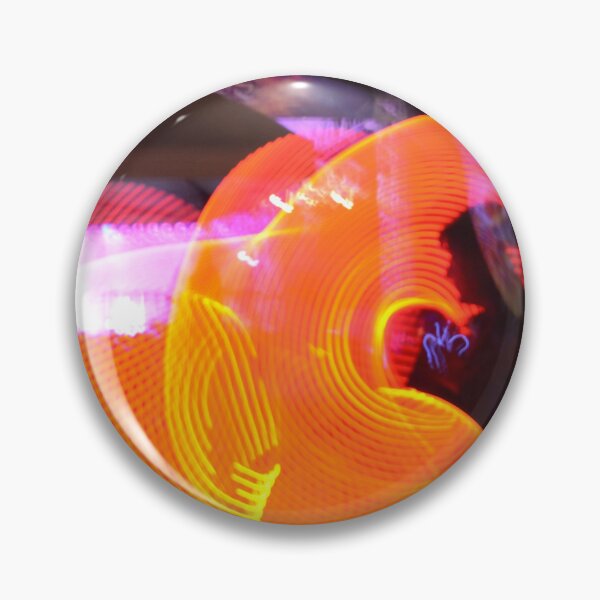 Artikelvorschau, Poi-Drehfoto bei Nacht – WelshDesigns entworfen und verkauft von welshdesigns.