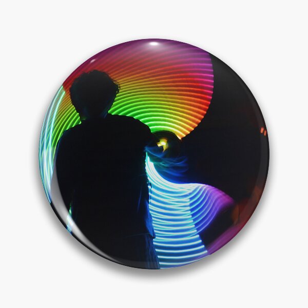 Artikelvorschau, Poi-Drehfoto bei Nacht – WelshDesigns entworfen und verkauft von welshdesigns.