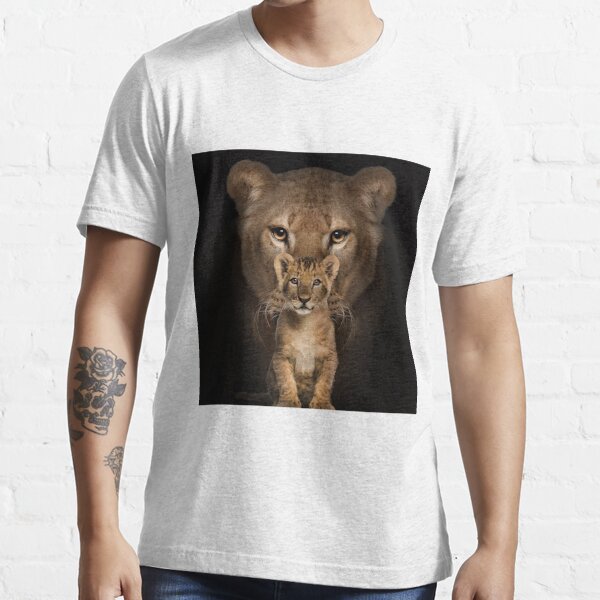  Mama Lion Cubs Lioness Don't Mess With Mama Or My Kids T-Shirt  : Clothing, Shoes & Jewelry