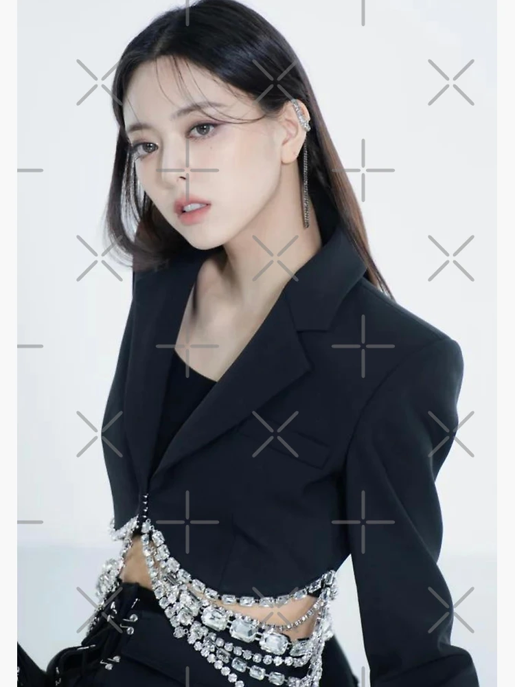 TIEDIC Kpop Yuna Itzy Individual Poster Checkmate Ver.1 Sexy Retro