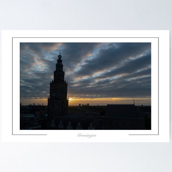 Aperçu de l'œuvre Groningen Nederland Pays-Bas. Martinitoren zonsondergang, coucher de soleil. créée et vendue par Richard Wareham.