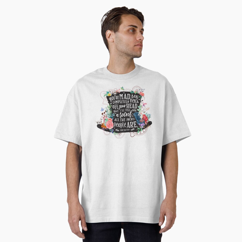 Aperçu de l'œuvre T-shirt oversize créée et vendue par stellaarts.