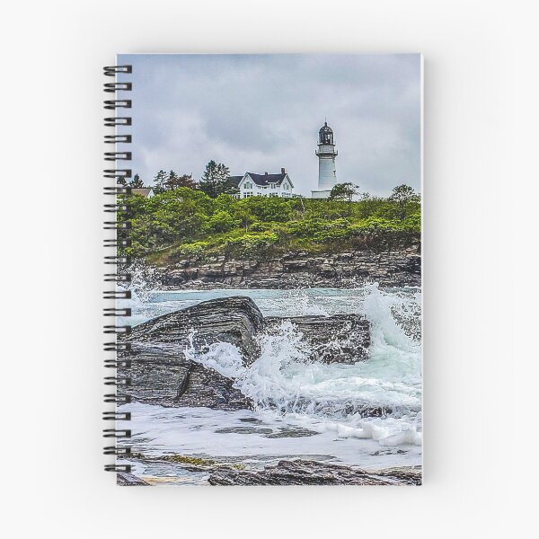 Aperçu de l'œuvre The Waves May Crash (Cape Elizabeth, Maine 2 sur 3), Collection de photographies personnelles créée et vendue par Rex Wyld.