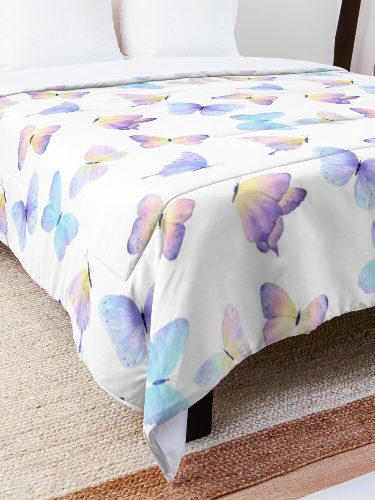 Discover Watercolor Butterfly Print Quilt