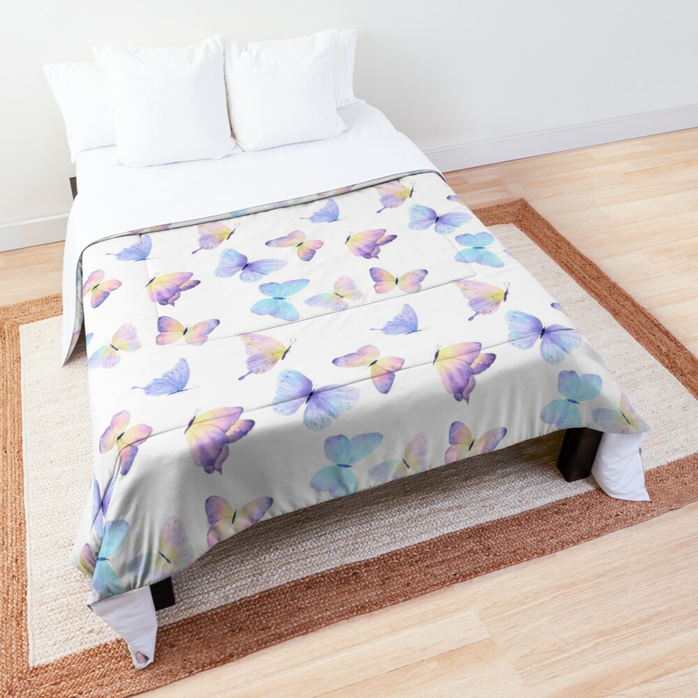 Disover Watercolor Butterfly Print Quilt