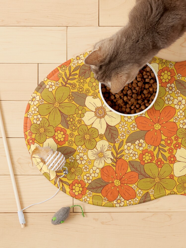 Alternate view of Retro 60s/70s Orange & Olive Green Floral Pet Mat