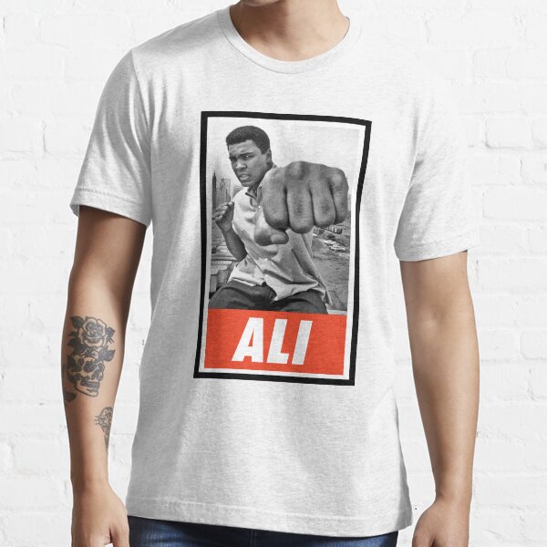 -LEGEND- Muhammad Ali Essential T-Shirt