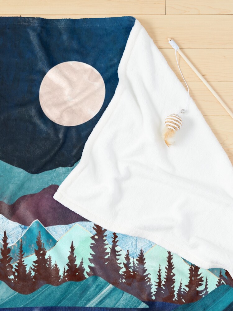 Alternate view of Moon Bay Pet Blanket
