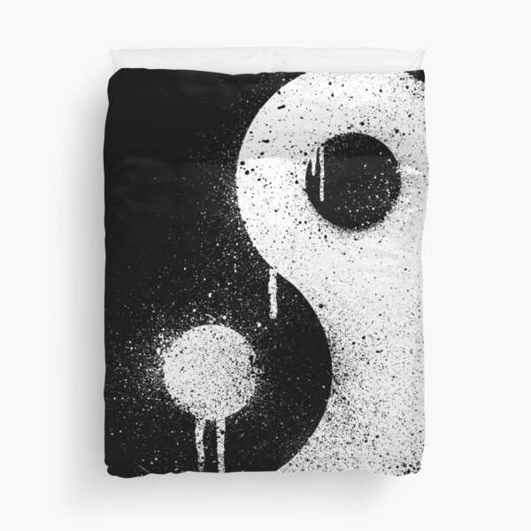 Graffiti Zen Master - Spray paint yin yang Duvet Cover