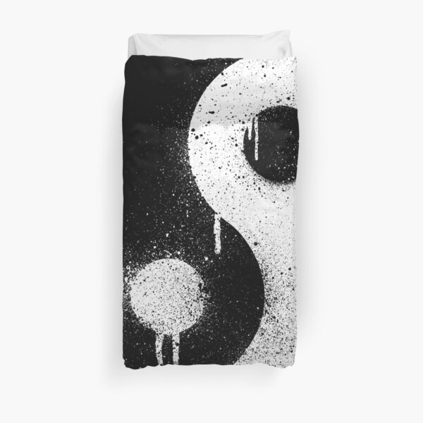 Graffiti Zen Master - Spray paint yin yang Duvet Cover