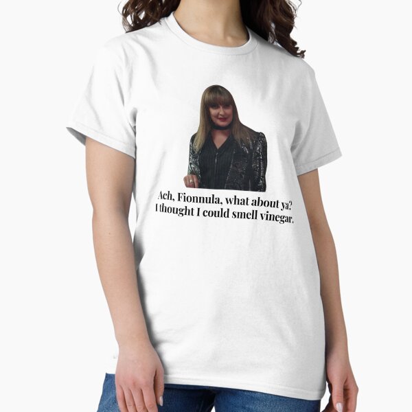 Vista previa del artículo con la obra «chicas derry sarah», diseñado y vendido por TShirtTiger.