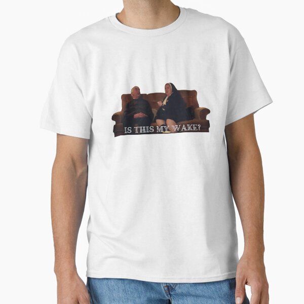 Vista previa del artículo con la obra «Derry Girls, ¿es este mi velatorio?», diseñado y vendido por TShirtTiger.