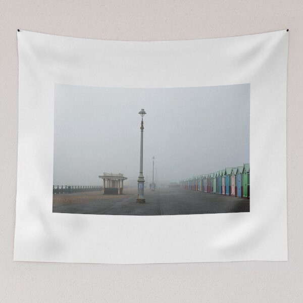 Aperçu de l'œuvre Hove Promenade dans le brouillard créée et vendue par Sue Robinson.