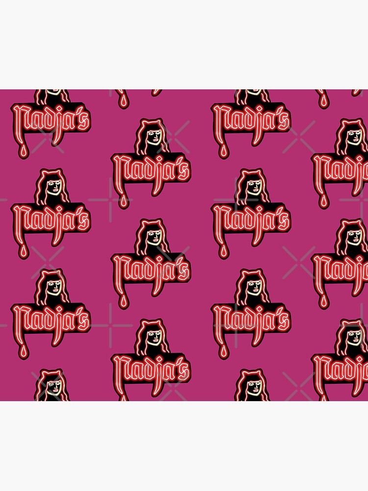 Aperçu 5 sur 5. Tapis de souris avec l'œuvre Discothèque de Nadja (fond noir) créée et vendue par azweaponx23.