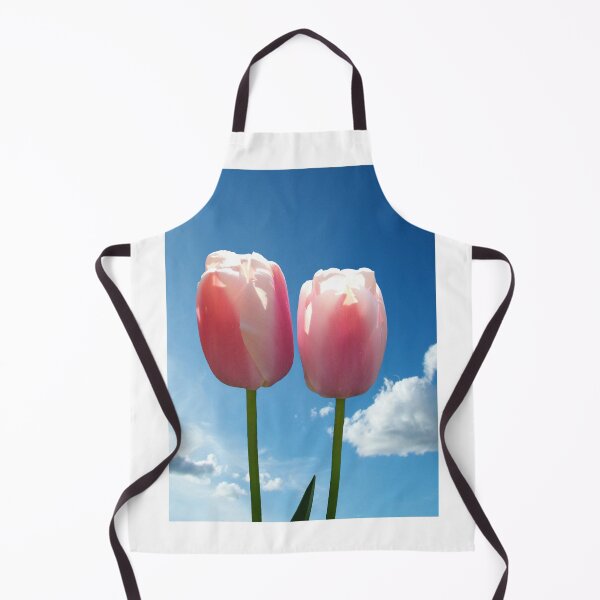 Artikelvorschau, two pink tulip flowers in blue sky entworfen und verkauft von naturematters.