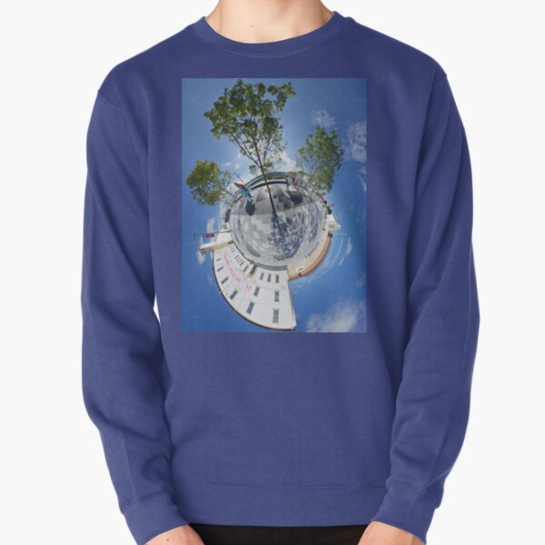 More Cows in Ebrington Square, Derry Pullover Sweatshirt