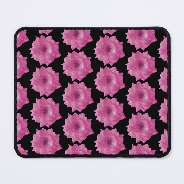 Aperçu de l'œuvre Rose texturée en toile vintage rose créée et vendue par IconicFinds.