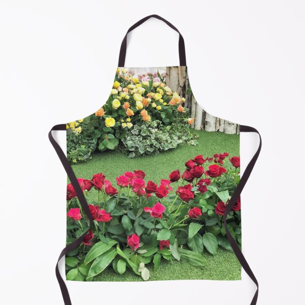 Item preview, jardín de rosas rojas amarillas designed and sold by SpringHorse.