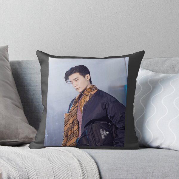Item preview, Lee Jong Suk 01 designed and sold by Gentile570674.