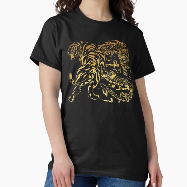 Vista previa del artículo con la obra «Tigre y dragón Yin Yang estilo tatuaje estampado dorado», diseñado y vendido por SoccaTamam.