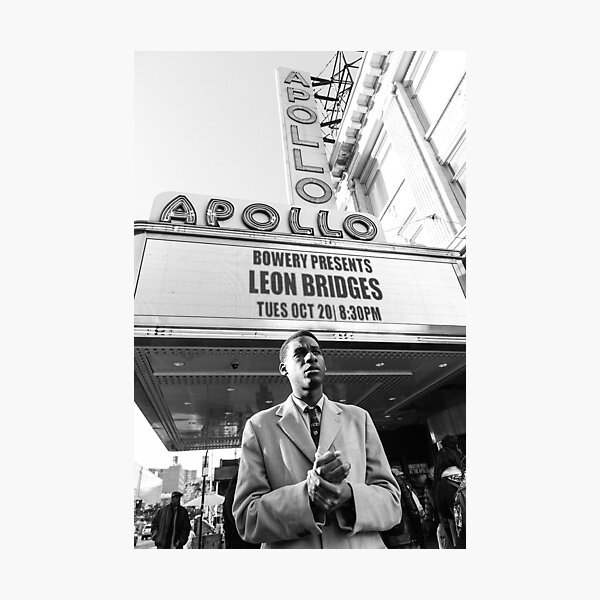Artikel-Vorschau von Leon Bridges Konzert Apollo, designt und verkauft von buddybrylee.