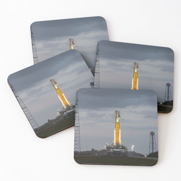 Item preview, Artemis I SLS Rocket designed and sold by Star-Citizen.