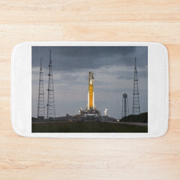 Item preview, Artemis I SLS Rocket designed and sold by Star-Citizen.