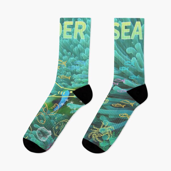 Artikelvorschau, under the sea,blue sea,sea creatures,Turtle, puffer fish, starfish, shrimp, shark, tropical fish, sea horse, seaweed, sardines, squid, crabs, clams entworfen und verkauft von zzzozzo.