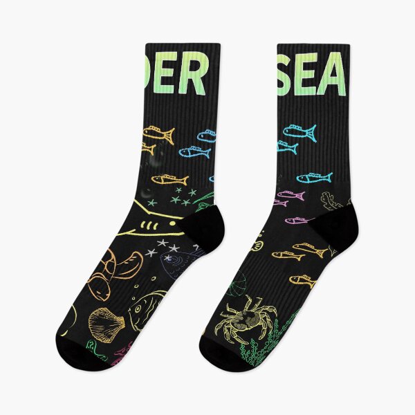 Artikelvorschau, under the sea,blue sea,sea creatures,Turtle, puffer fish, starfish, shrimp, shark, tropical fish, sea horse, seaweed, sardines, squid, crabs, clams entworfen und verkauft von zzzozzo.