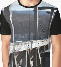 Bridge-y POV Graphic T-Shirt