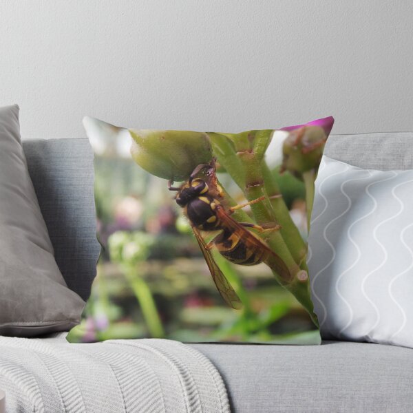 Item preview, Kew Gardens: Wasp designed and sold by Paulychilds.