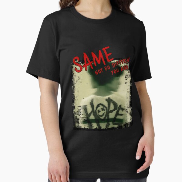 Artikel-Vorschau von Gleichheitszeichen gleich nicht so unterschiedlich Sie und ich Unisex Shirt T-Shirt | Jhope Hobi | Jack in the Box Hoffnung Welt Hobicore | Hobihearteu-Shop, designt und verkauft von Kimberly212.