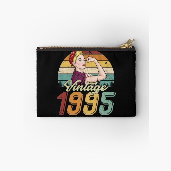 Aperçu de l'œuvre Femme Vintage 1995 Edition Limitée créée et vendue par frechettee.