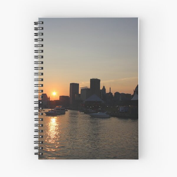 Artikelvorschau, Baltimore Skyline entworfen und verkauft von Andrew Haley.