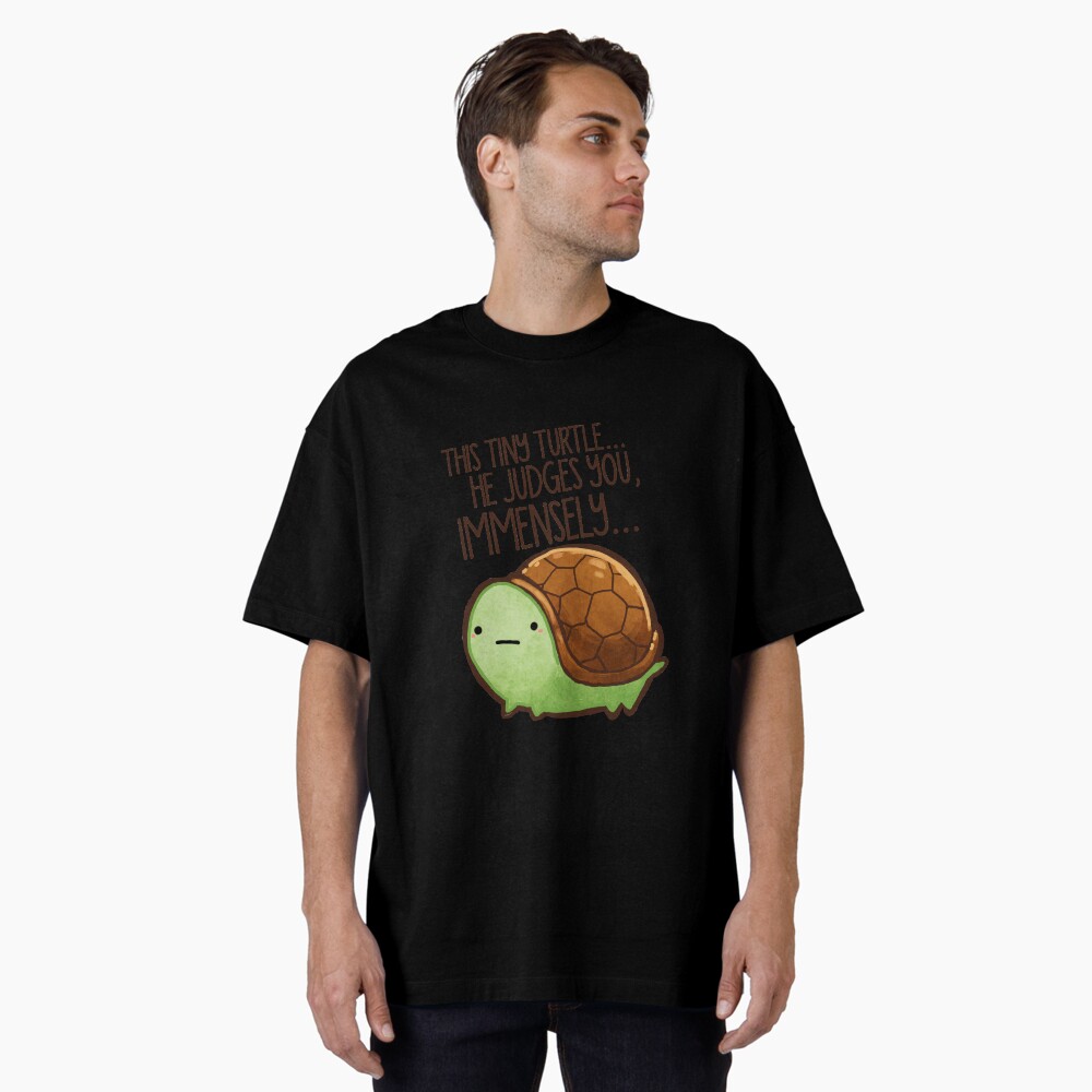 Aperçu de l'œuvre T-shirt oversize créée et vendue par michelledraws.