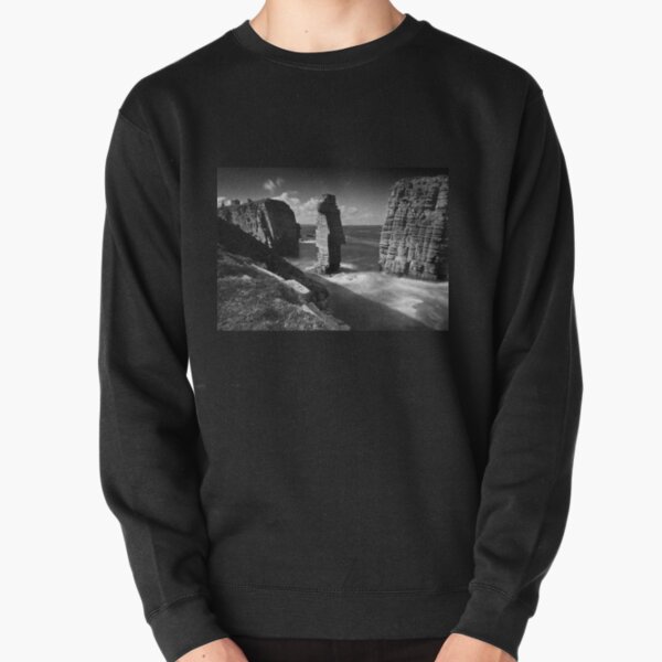 Sea Stacks at Castle Sinclair Girnigoe Pullover Sweatshirt