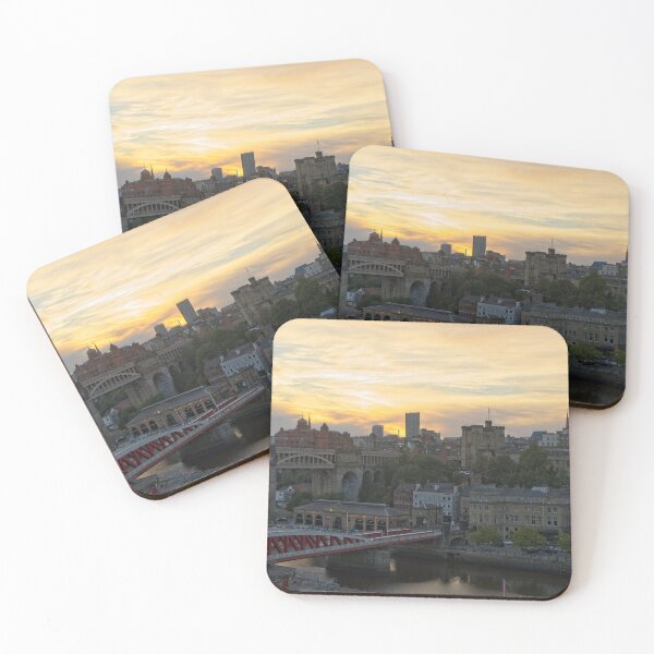 Artikelvorschau, Newcastle-Stadt-Sonnenuntergang entworfen und verkauft von Rob Cole Photography.